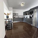 Apartment Downtown Luxury Rhodes City