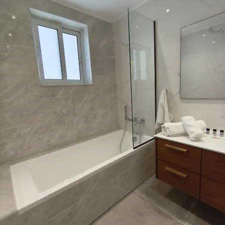 Downtown Luxury Rhodes City