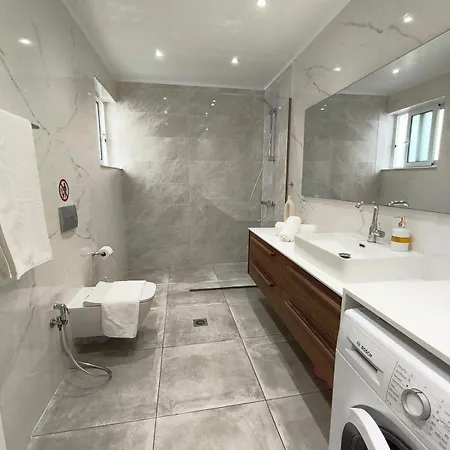 Daire Downtown Luxury *