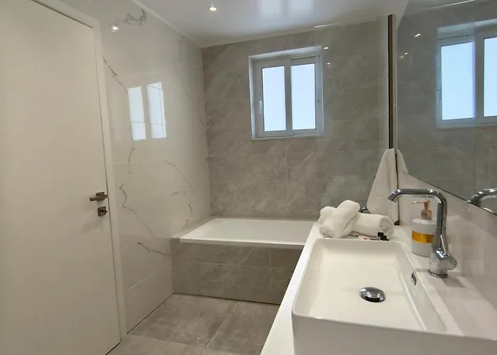 Downtown Luxury Lejlighed